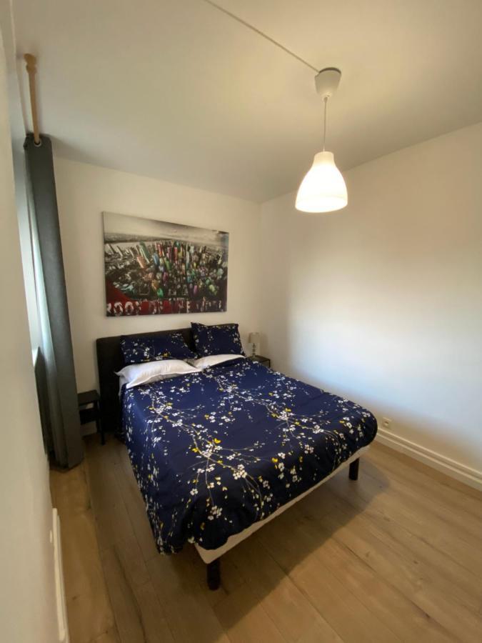 Studio Courbevoie Paris Extérieur photo